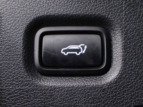 Certified 2023 Hyundai Santa Fe SEL w/ Cargo Package image 17