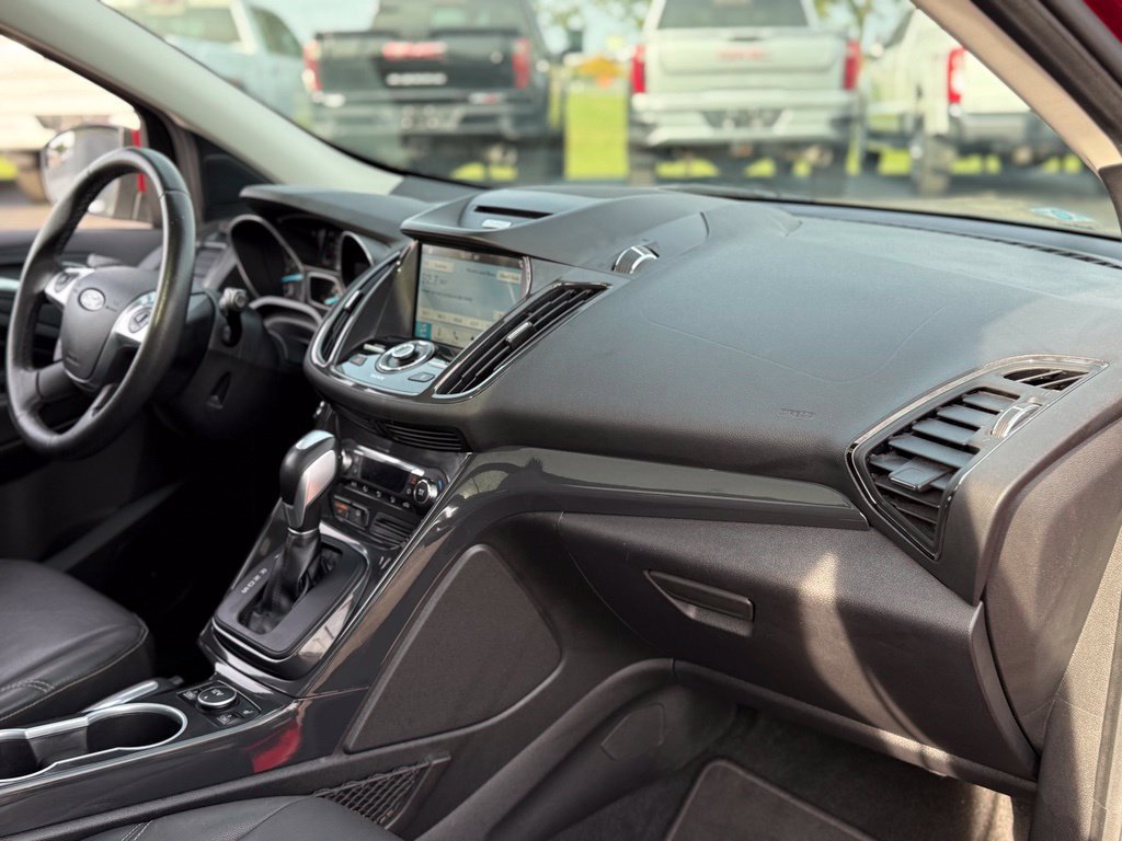 Used 2016 Ford Escape Titanium AWD/4WD image 15