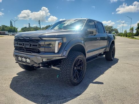 Used 2025 Ford F150 Raptor AWD/4WD image 2