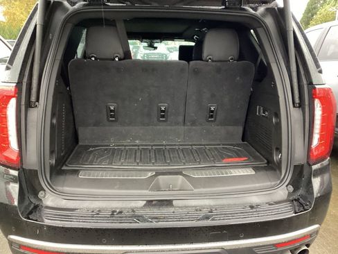Certified 2021 GMC Yukon Denali w/ Denali Premium Package image 18