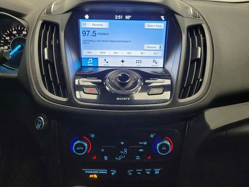 Used 2017 Ford Escape Titanium image 25