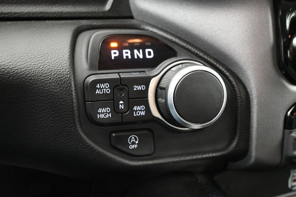 Used 2025 RAM 1500 Big Horn AWD/4WD image 7