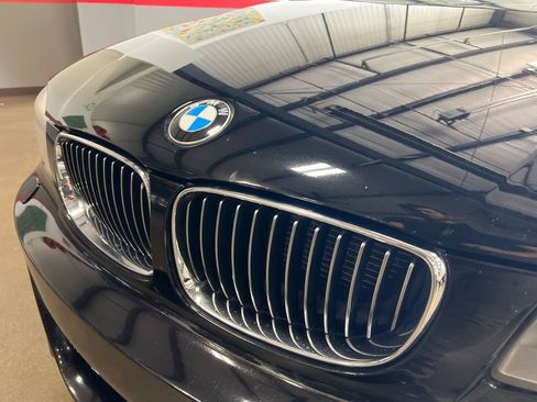 Used 2013 BMW 135i Convertible image 32