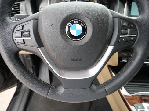 Used 2017 BMW X3 xDrive28i AWD/4WD image 25