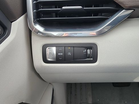 New 2026 GMC Acadia Denali w/ Super Cruise Package image 19