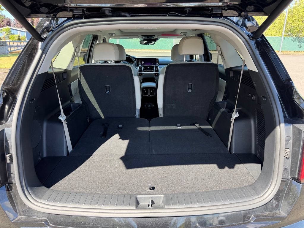 Used 2023 Kia Sorento SX Prestige w/ Panoramic Sunroof Package AWD/4WD image 10