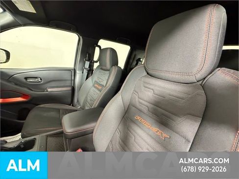Used 2025 Nissan Frontier PRO-4X w/ Pro Convenience Package image 20