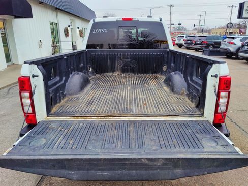 Used 2022 Ford F250 Lariat w/ Lariat Value Package AWD/4WD image 7