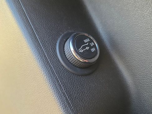 Used 2017 Cadillac XT5 Luxury w/ Driver Awareness Package image 27