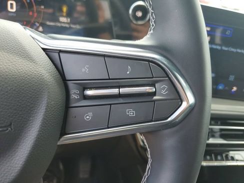 New 2026 Chevrolet Traverse LT w/ Midnight/Sport Edition FWD image 39