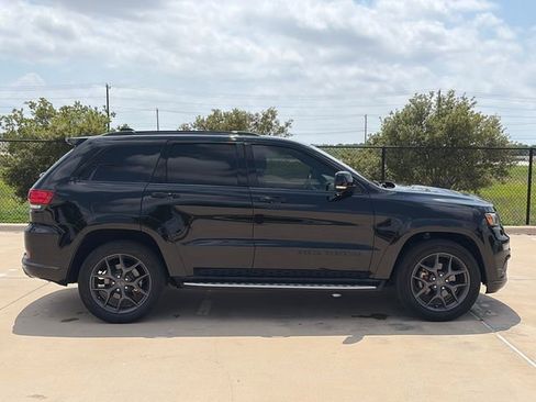 Used 2020 Jeep Grand Cherokee Limited X image 10