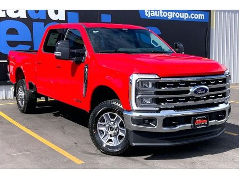 New 2026 Ford F350 Lariat w/ FX4 Off-Road Package AWD/4WD image 2