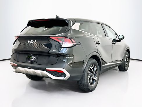 Used 2024 Kia Sportage LX image 9