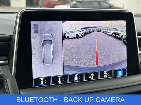 Used 2021 Chevrolet Tahoe Z71 w/ Z71 Signature Package image 4