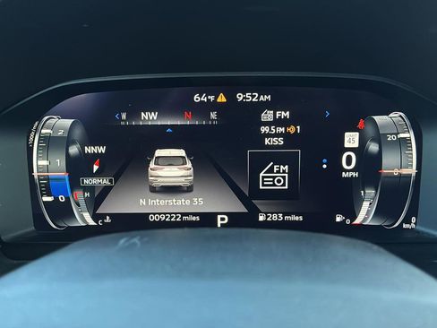 Used 2023 Mitsubishi Outlander SEL FWD image 26
