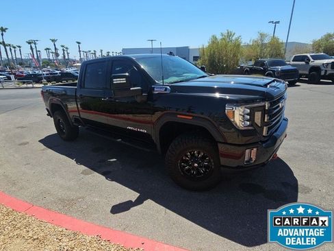 Used 2023 GMC Sierra 3500 AT4 w/ AT4 Preferred Package AWD/4WD image 3