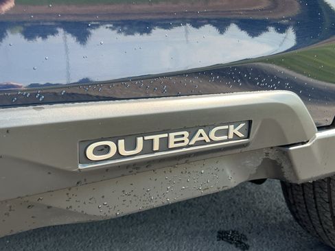 Certified 2025 Subaru Outback Premium AWD/4WD image 13