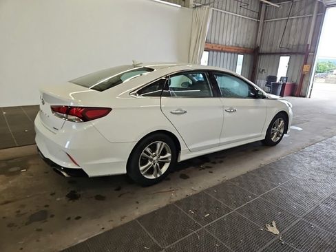 Used 2018 Hyundai Sonata Limited w/ Limited Ultimate Package 03 FWD image 10