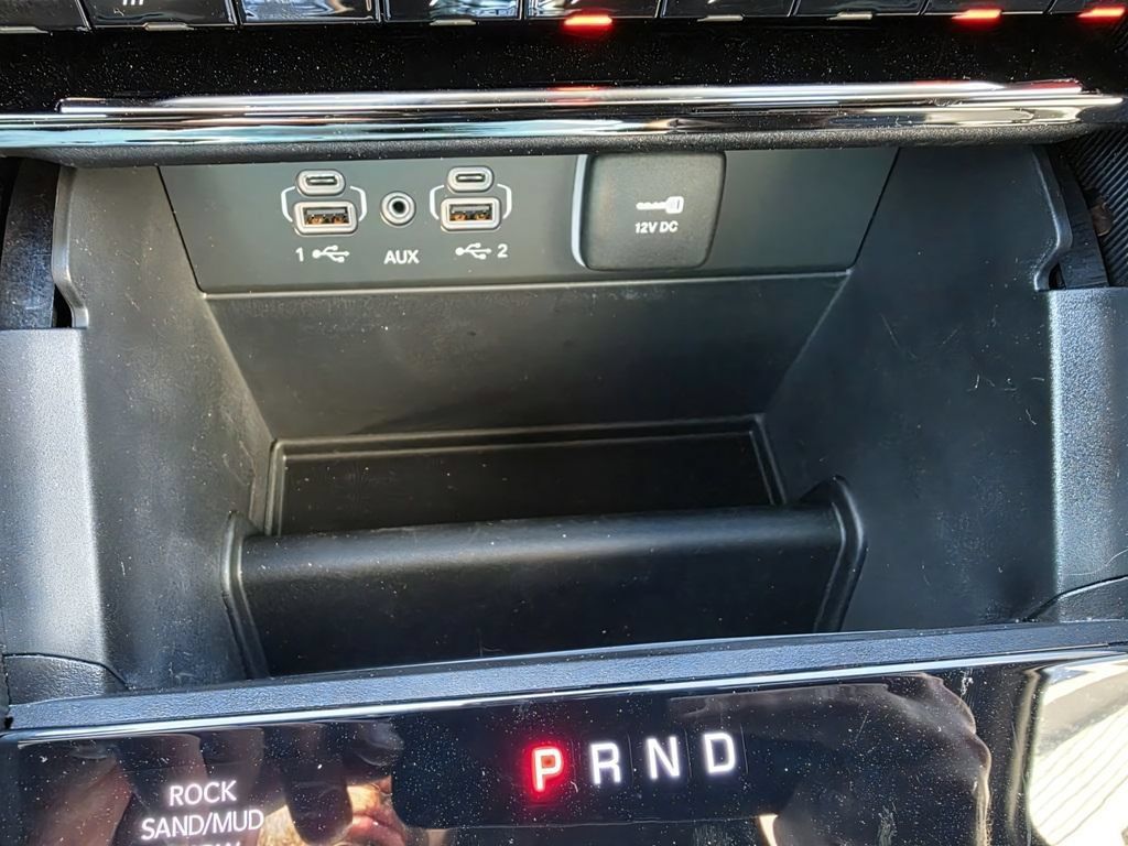 New 2025 Jeep Grand Cherokee Limited 4xe AWD/4WD image 18