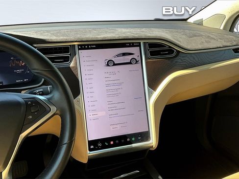 Used 2016 Tesla Model X 90D image 6