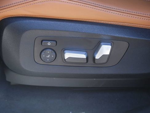Used 2023 BMW X5 sDrive40i w/ Parking Assistance Package RWD image 18