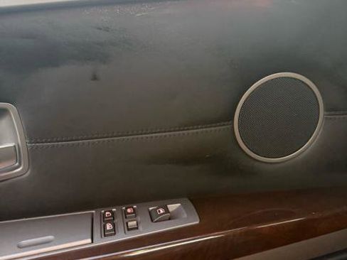 Used 2005 BMW 745Li image 18