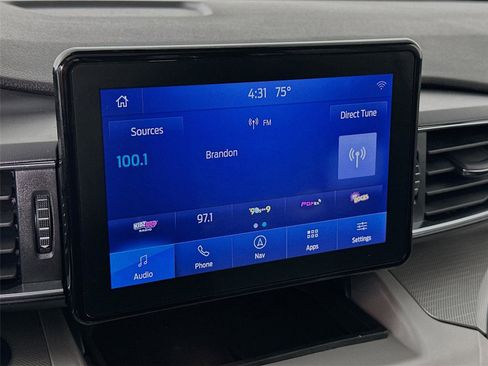 Used 2024 Ford Explorer XLT w/ Equipment Group 202A image 7