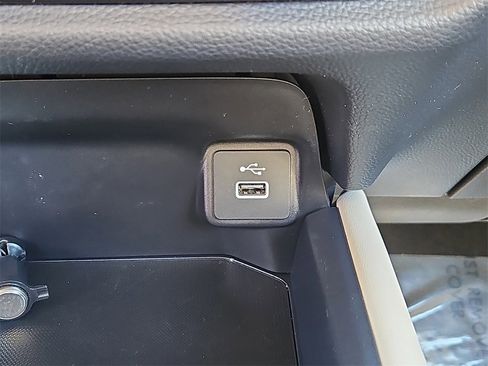 Used 2023 Honda HR-V LX image 16