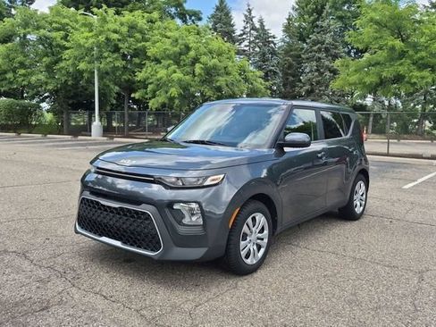 Used 2022 Kia Soul LX FWD image 7