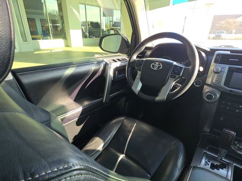 Used 2017 Toyota 4Runner Limited image 17