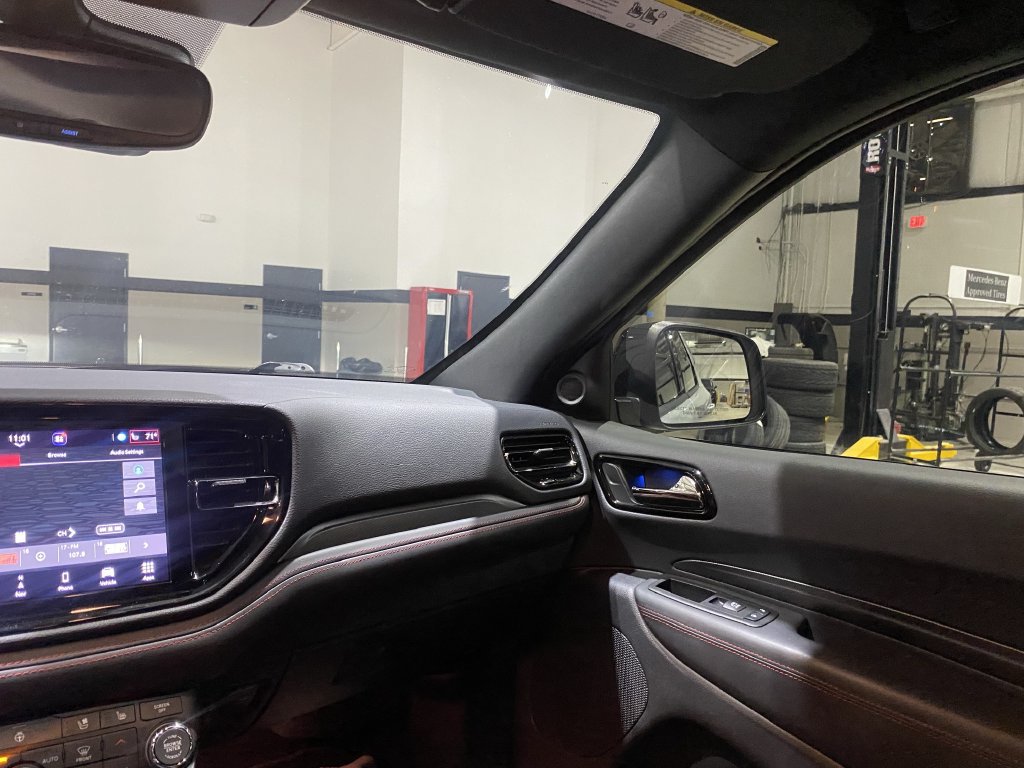 Used 2023 Dodge Durango R/T RWD image 3