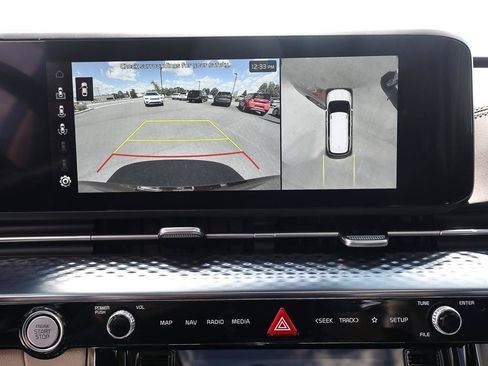 Certified 2024 Kia Carnival SX Prestige FWD image 19