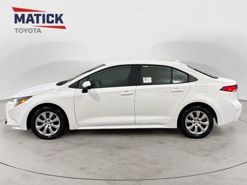 New 2026 Toyota Corolla LE image 4