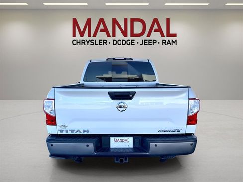 Used 2018 Nissan Titan PRO-4X w/ Pro-4x Utility Package image 7
