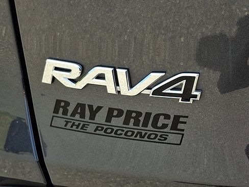 Used 2024 Toyota RAV4 Limited w/ Advanced Technology Package AWD/4WD image 33