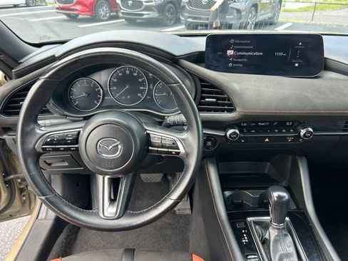 Used 2024 MAZDA MAZDA3 s image 18