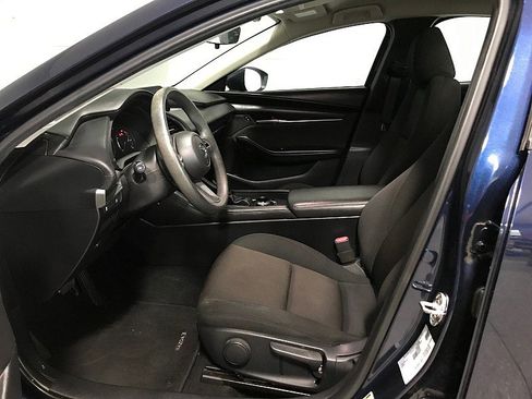 Used 2021 MAZDA MAZDA3 s image 10