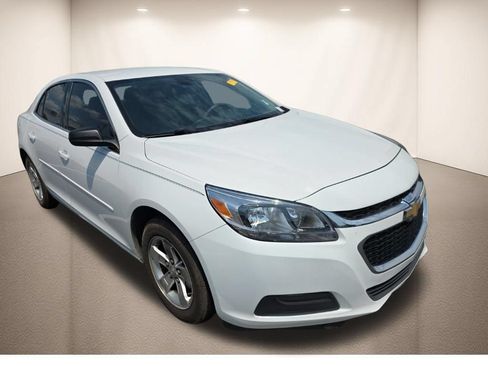 Used 2015 Chevrolet Malibu LS w/ Protection Package FWD image 6