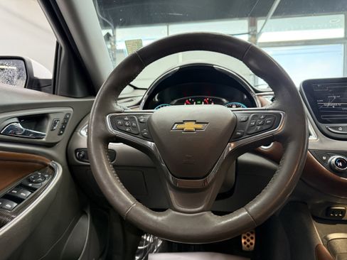 Used 2016 Chevrolet Malibu Premier image 14