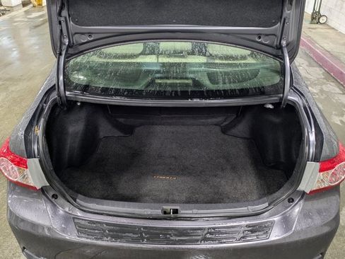 Used 2012 Toyota Corolla LE image 6