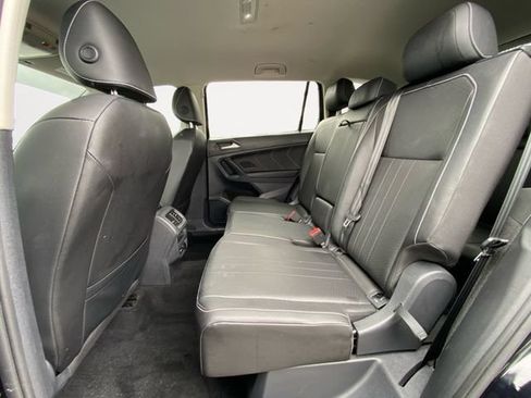 Used 2023 Volkswagen Tiguan SE FWD image 13