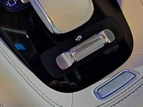 New 2026 Mercedes-Benz GLE 580 4MATIC image 30