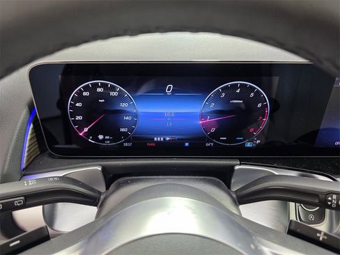 New 2026 Mercedes-Benz GLB 250 image 16