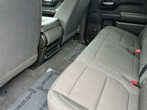 Used 2020 Chevrolet Silverado 1500 Custom w/ Custom Value Package image 12