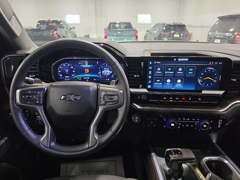 Used 2025 Chevrolet Silverado 1500 RST w/ Convenience Package II AWD/4WD image 10