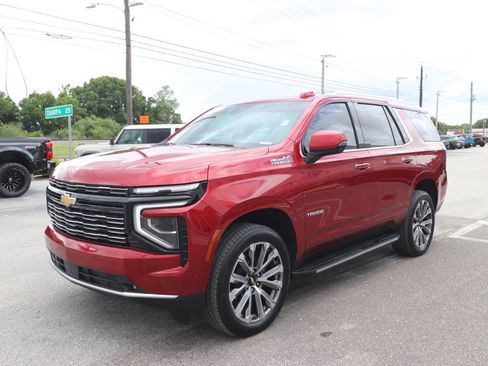 Used 2025 Chevrolet Tahoe High Country RWD image 5