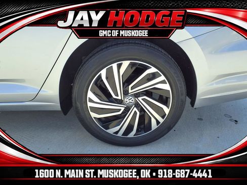 Used 2020 Volkswagen Jetta SEL FWD image 25