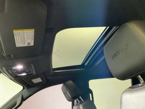 Used 2019 GMC Sierra 1500 AT4 w/ AT4 Premium Package AWD/4WD image 27