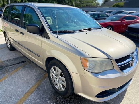 Used 2013 Dodge Grand Caravan American Value Package FWD image 7