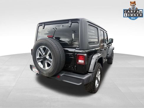 Used 2023 Jeep Wrangler Unlimited Sahara w/ Cold Weather Group AWD/4WD image 3